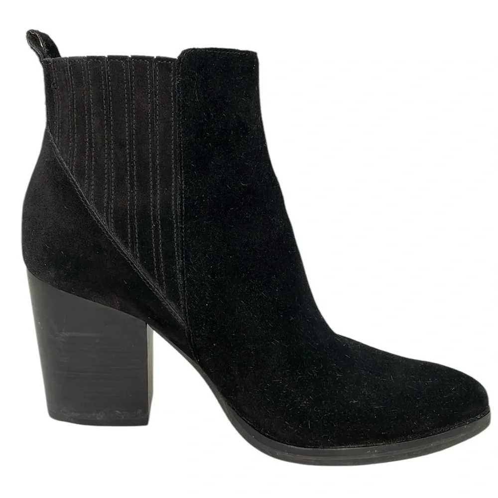 Marc Fisher Booties Black Suede Ankle Boots Pointed Toe Heeled Size 8.5